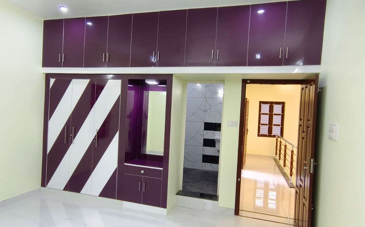House for sale in Konam