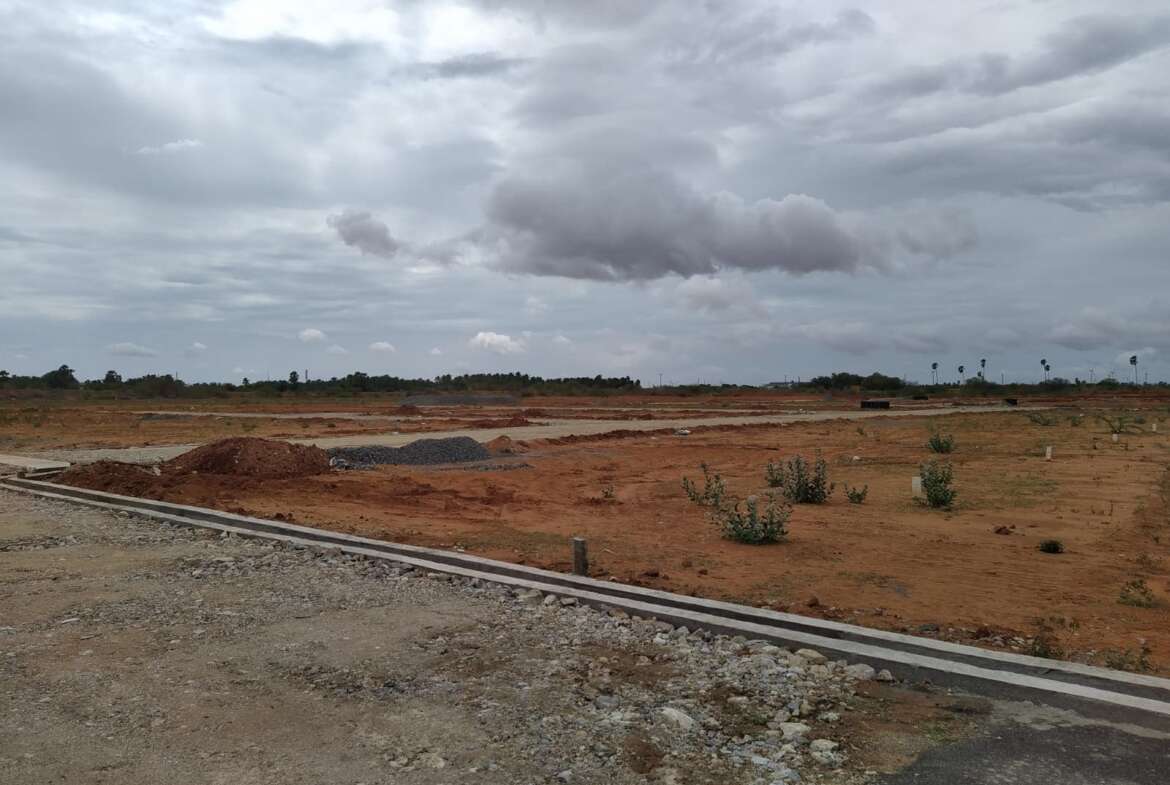 Plot for sale in Valliyur