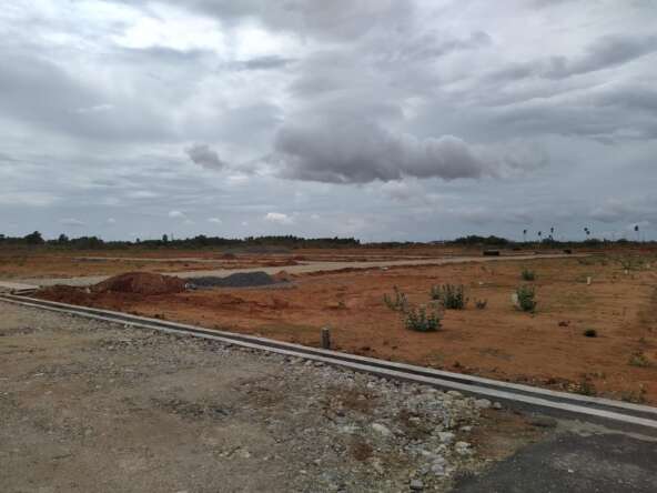 Plot for sale in Valliyur