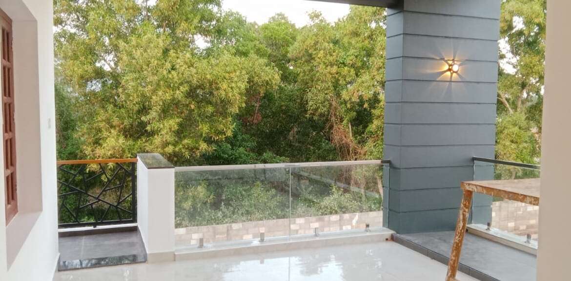 House for sale in VIP garden, Tammathukonam