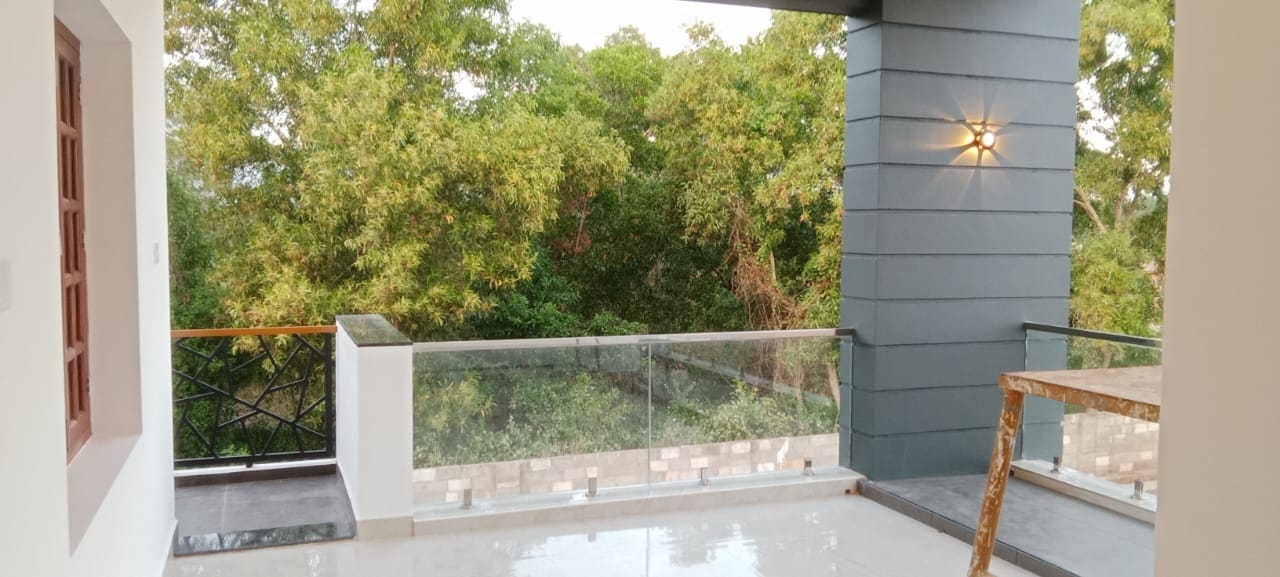 House for sale in VIP garden, Tammathukonam