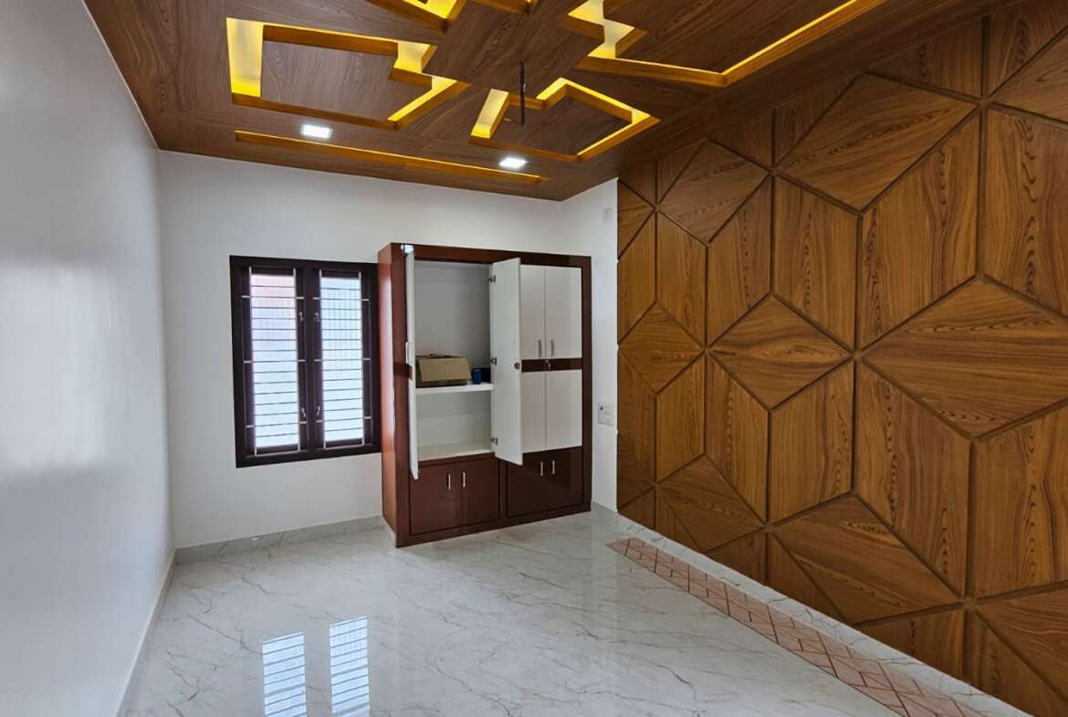 3bhk-house-for-sale-in-vip-garden-10